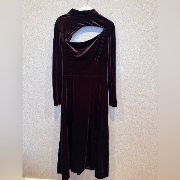 $1,295 Rene Ruiz Collection Velvet Midi Dress brown cut out RTR formal cocktail - Picture 5 of 8